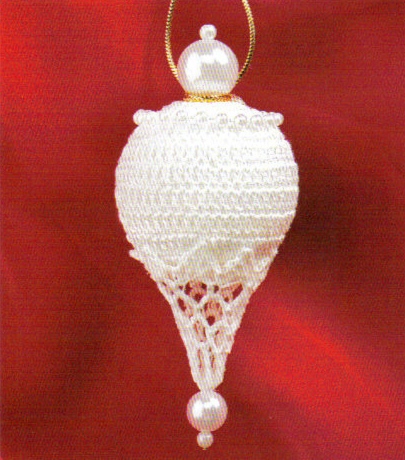  21 ozdób świątecznych A Crochet Christmas - 10 Splendor Ornament.jpg